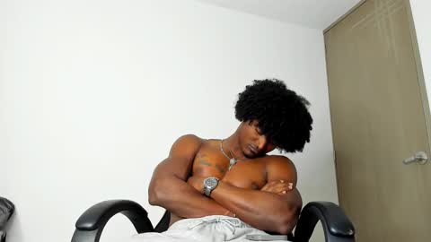 james_makony_1 online show from 02.01.25