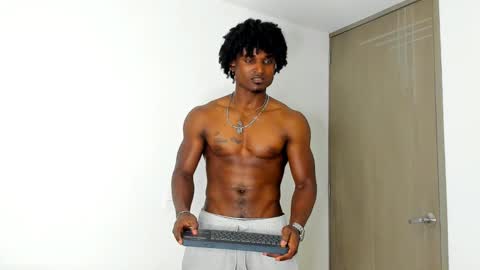 james_makony_1 online show from 02.11.25