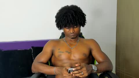 james_makony_1 online show from 02.18.25