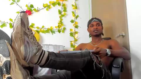 james_makony_1 online show from 03.06.25