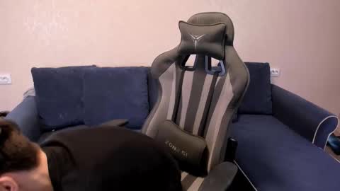 James online show from 10.15.25