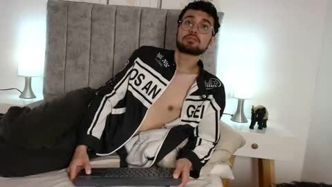 James Potter  online show from 02.04.26