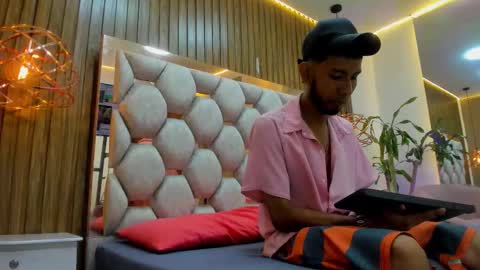 Snapshot of james_walsh chatting on 02.01.26 James Walsh online show from 02.01.26