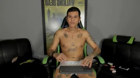 Snapshot of jamesinked_ chatting on 02.15.25 Jamesinked  online show from 02.15.25
