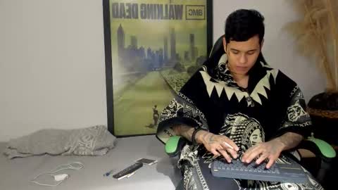 Snapshot of jamesinked_ chatting on 01.09.26 Jamesinked online show from 01.09.26