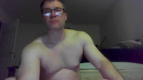 Snapshot of jamesjewels chatting on 03.22.26 jamesjewels online show from 03.22.26