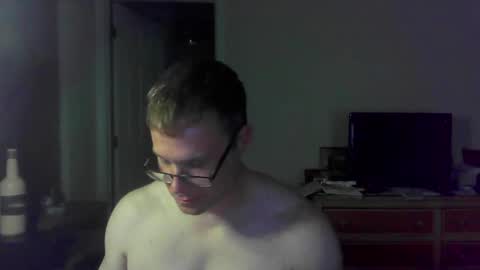 Snapshot of jamesjewels chatting on 03.27.26 jamesjewels online show from 03.27.26