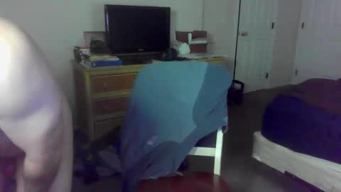 Snapshot of jamesjewels chatting on 04.09.26 jamesjewels online show from 04.09.26