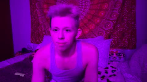 jamesmadden6909 online show from 12.21.25