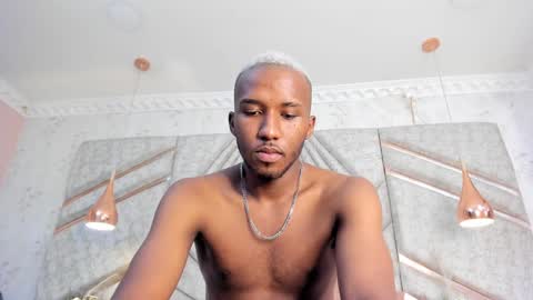 Snapshot of jamesparck chatting on 02.10.25 James online show from 02.10.25