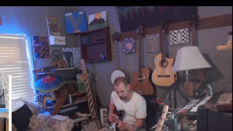 Snapshot of jameswebbscope chatting on 07.31.26 Jameswebbscope online show from 07.31.26
