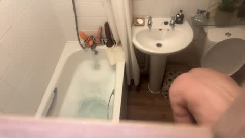 jamie8422 online show from 10.28.25