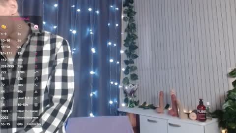 Snapshot of jamie_inked chatting on 03.29.26 jamie inked online show from 03.29.26