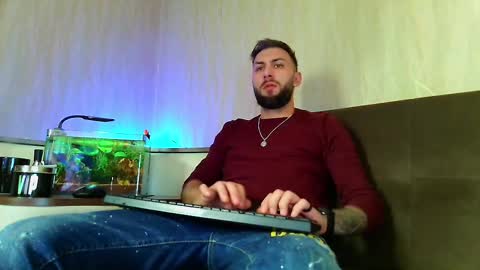 Robbie online show from 03.08.25