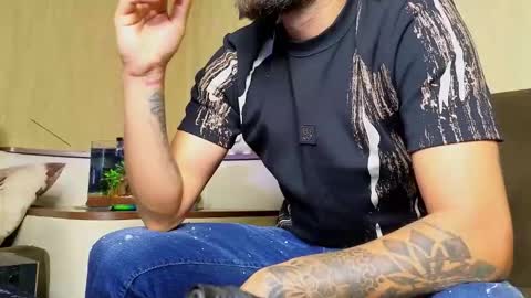 Robbie online show from 09.16.25