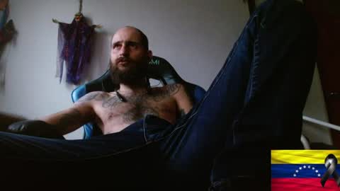 Snapshot of jammes_owen chatting on 07.13.26 Jammes. online show from 07.13.26
