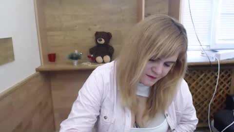 Snapshot of janaloveli chatting on 12.21.25 janaloveli online show from 12.21.25