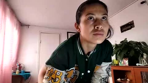 janariivera1 online show from 11.06.25