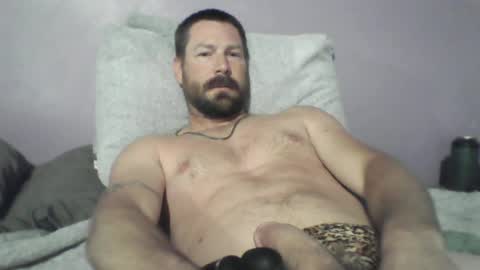 Snapshot of jandjcam chatting on 06.14.26 jandjcam online show from 06.14.26