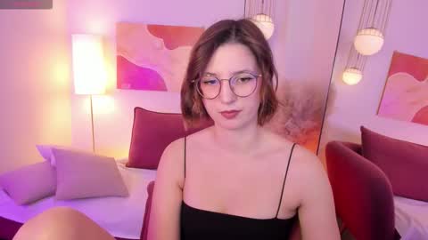 Snapshot of jane_pearl chatting on 12.19.25 Jane online show from 12.19.25