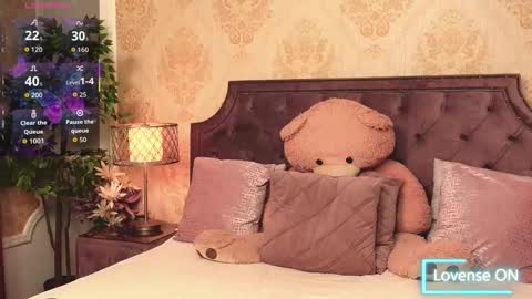 JaneDevine online show from 09.24.25