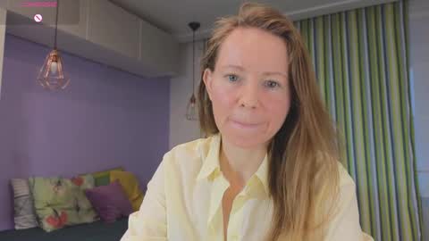 Snapshot of janepearl chatting on 12.06.24 janepearl online show from 12.06.24