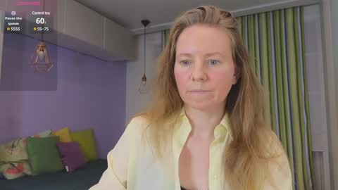 Snapshot of janepearl chatting on 12.13.24 janepearl online show from 12.13.24