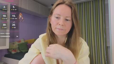 Snapshot of janepearl chatting on 12.20.24 janepearl online show from 12.20.24