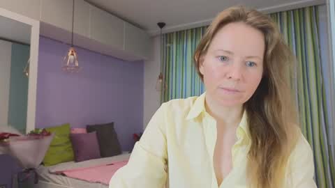 Snapshot of janepearl chatting on 01.13.25 janepearl online show from 01.13.25