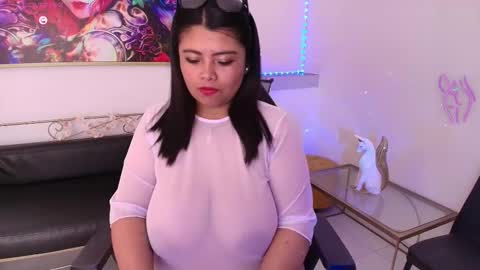 Snapshot of janeth_zambrano chatting on 10.06.25 Janeth online show from 10.06.25