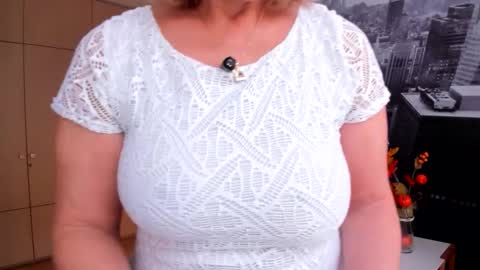 JANE TURNER MILF online show from 02.25.26