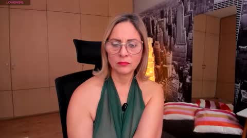 JANE TURNER MILF online show from 03.09.26