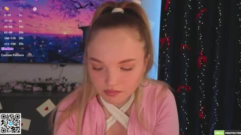 Hi Im Alice and here youll find something online show from 05.04.26