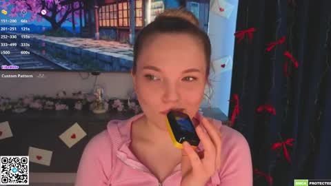 Hi Im Alice and here youll find something online show from 05.05.26