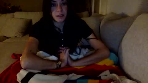 Snapshot of janicepepper chatting on 11.23.25 janicepepper online show from 11.23.25