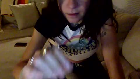 Snapshot of janicepepper chatting on 12.16.25 janicepepper online show from 12.16.25