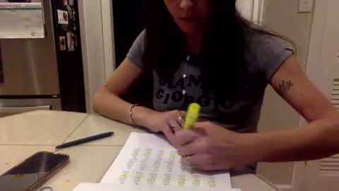 Snapshot of janicepepper chatting on 12.22.25 janicepepper online show from 12.22.25