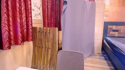 Snapshot of janine_hilton chatting on 07.11.26 janine_hilton online show from 07.11.26