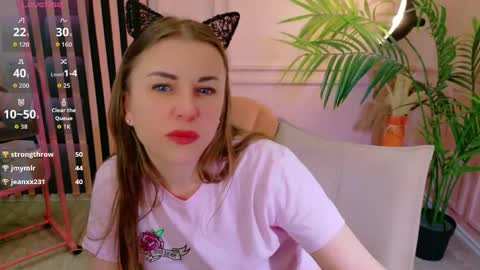 Snapshot of janne_fisher chatting on 04.21.26 Janne online show from 04.21.26