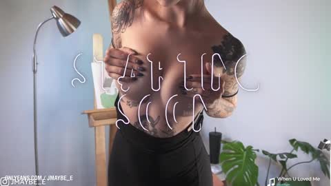 Snapshot of janne_maybe chatting on 12.20.24 jmaybe e online show from 12.20.24