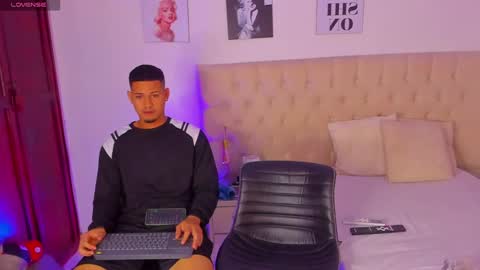 janomar01 online show from 02.15.25