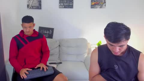 janomar01 online show from 11.30.25