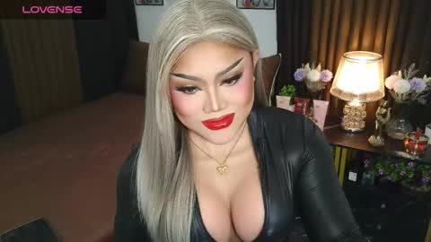 Jasmine Brandy online show from 10.08.25