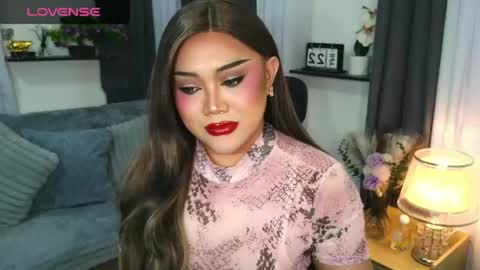 Jasmine Brandy online show from 04.25.26