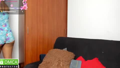 Snapshot of jasmine_bunny_ chatting on 01.22.25 Jasmine online show from 01.22.25