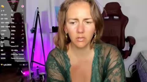 Jasmine Daze online show from 12.03.25