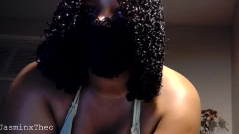 Jasmin Theo online show from 09.30.25