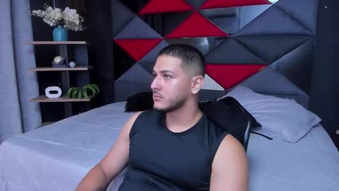 Snapshot of jason_shaw_ chatting on 09.17.25 Jasson Shaw online show from 09.17.25