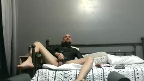 Snapshot of jasonia2012 chatting on 10.31.25 jasonia2012 online show from 10.31.25