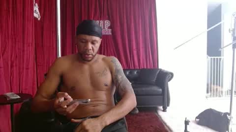 Snapshot of jasonsweets chatting on 12.25.24 Jason Sweets online show from 12.25.24